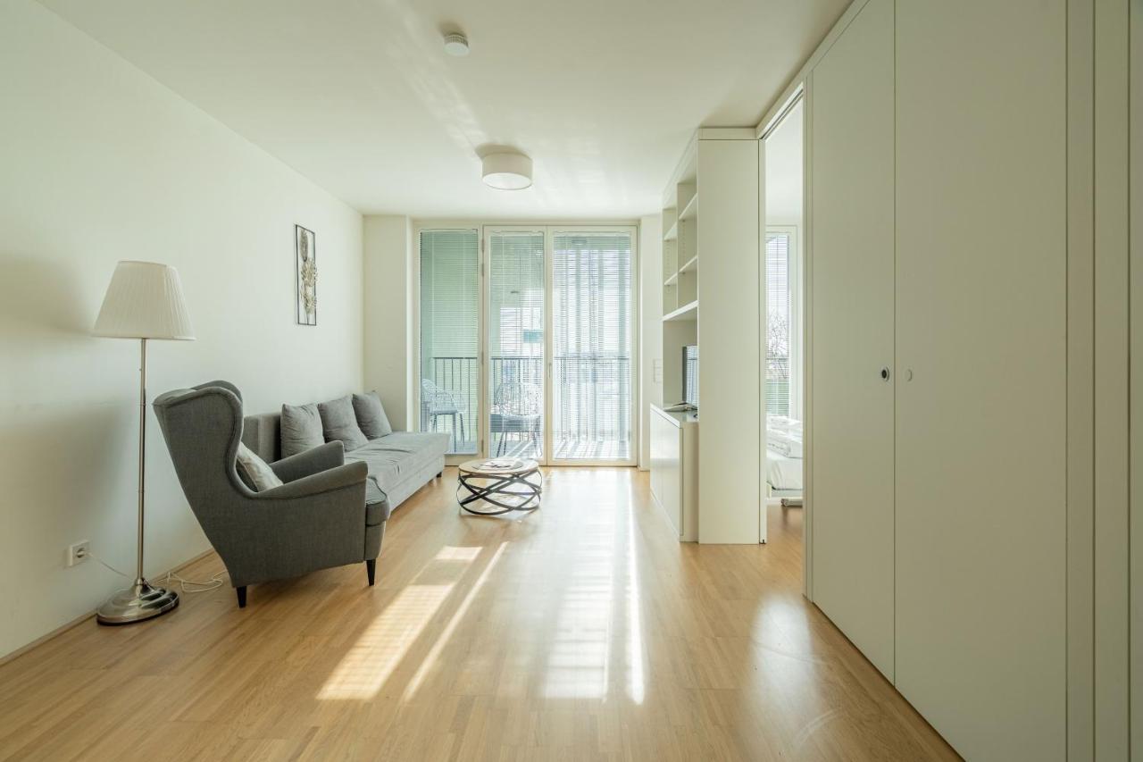 Easy Flat Green Prater Viena Exterior foto