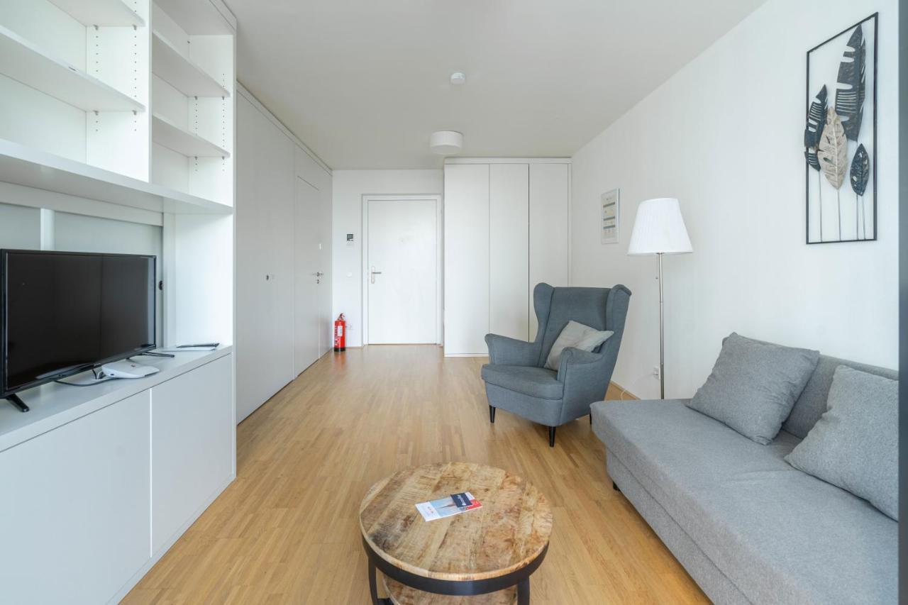 Easy Flat Green Prater Viena Exterior foto