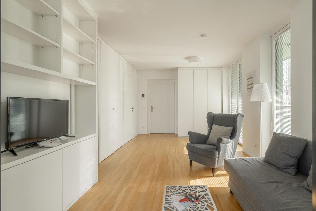 Easy Flat Green Prater Viena Exterior foto